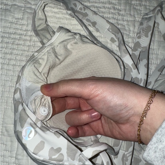 Lululemon Free to be Serene Bra - Picture 3 of 3